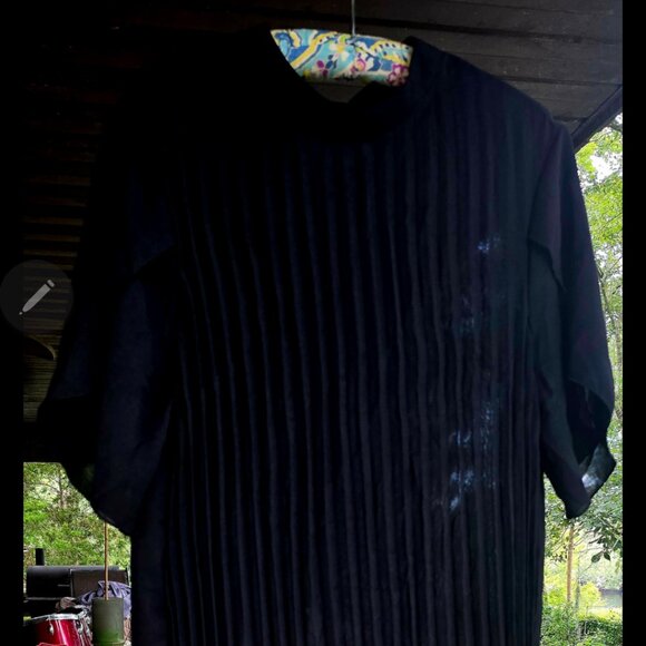 Shein Curve Dress - Picture 1 of 2